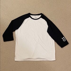 Under Armour Kids' Black and White Raglan Long Sleeve Tee